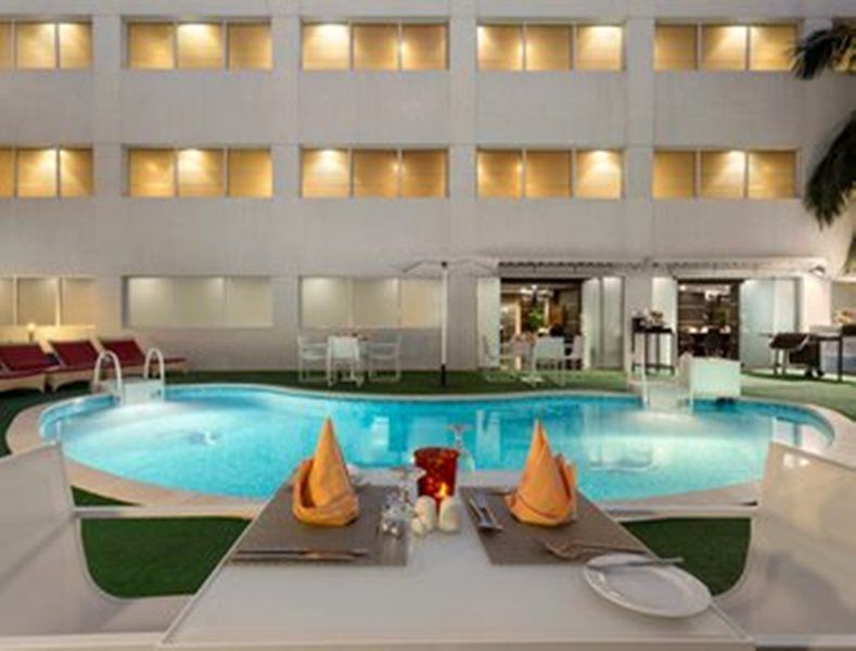 Hotel Ramada By Wyndham Qurum Maskat