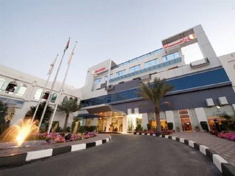 Hotel Ramada By Wyndham Qurum Maskat