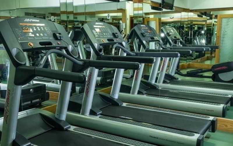 Hotel Ramada By Wyndham Qurum 4*