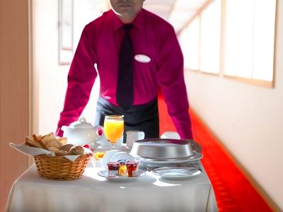 Ramada By Wyndham Qurum Hotel Maskat