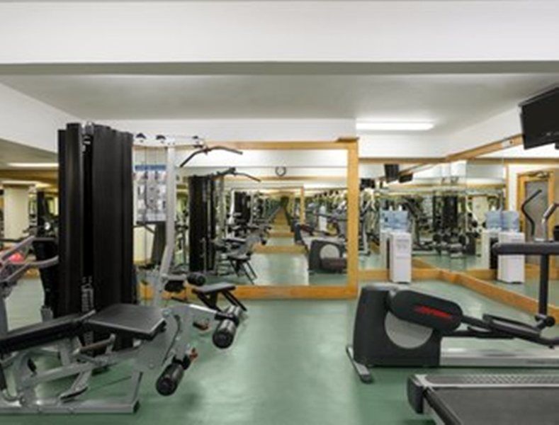 Hotel Ramada By Wyndham Qurum 4*