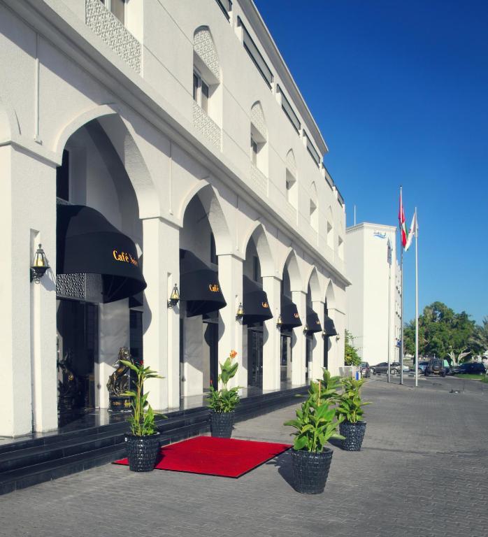 Hotel Ramada By Wyndham Qurum Mascate