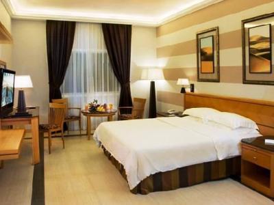 Ramada By Wyndham Qurum Hotel Mascate
