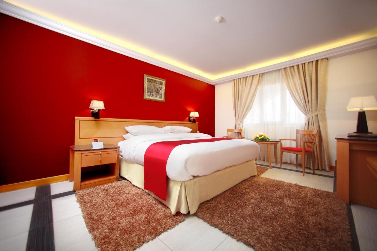 Ramada By Wyndham Qurum Hotel 4*